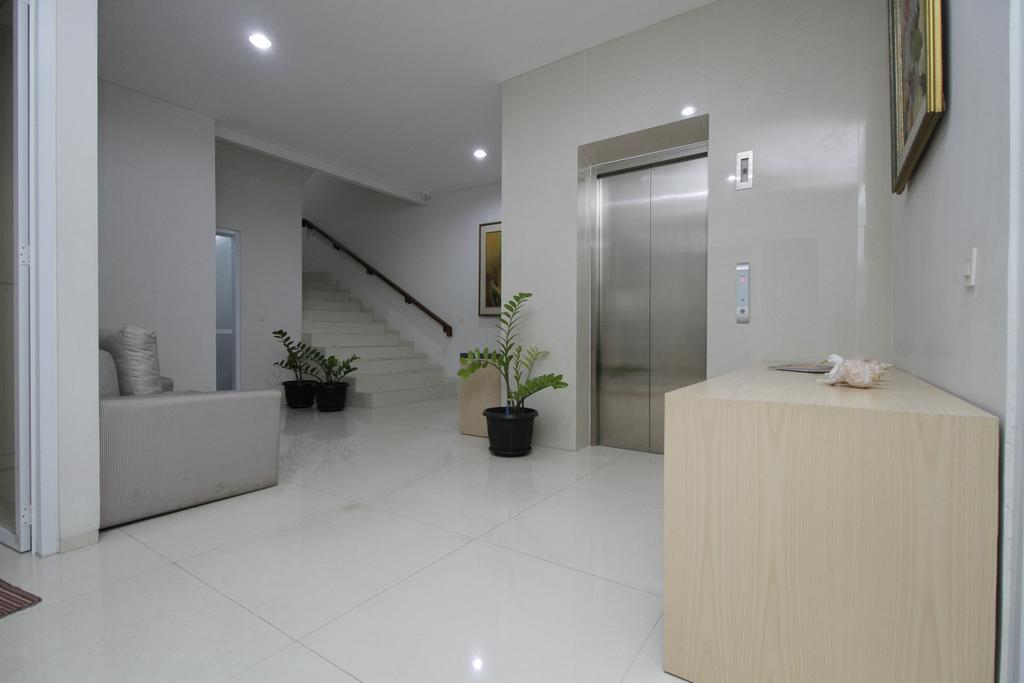 Hotel Mk House Scbd Jakarta Exterior foto